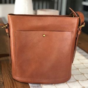 Madewell Transport Bucket Bag